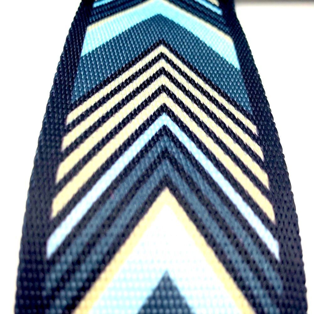 Cool Blue White Chevron Pattern Replacement Adjus… - image 4